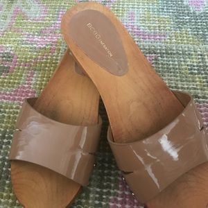 BCBG wood clog size 7.5